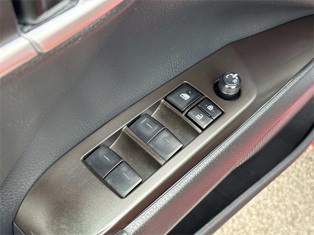 Vehicle image 24 of 35