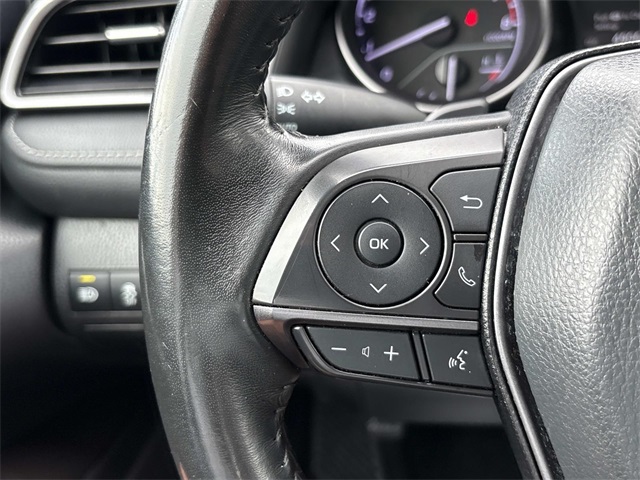 Vehicle image 26 of 35