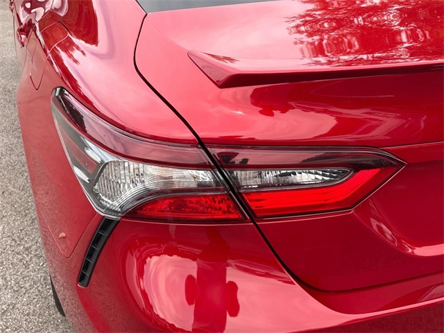 Vehicle image 11 of 35