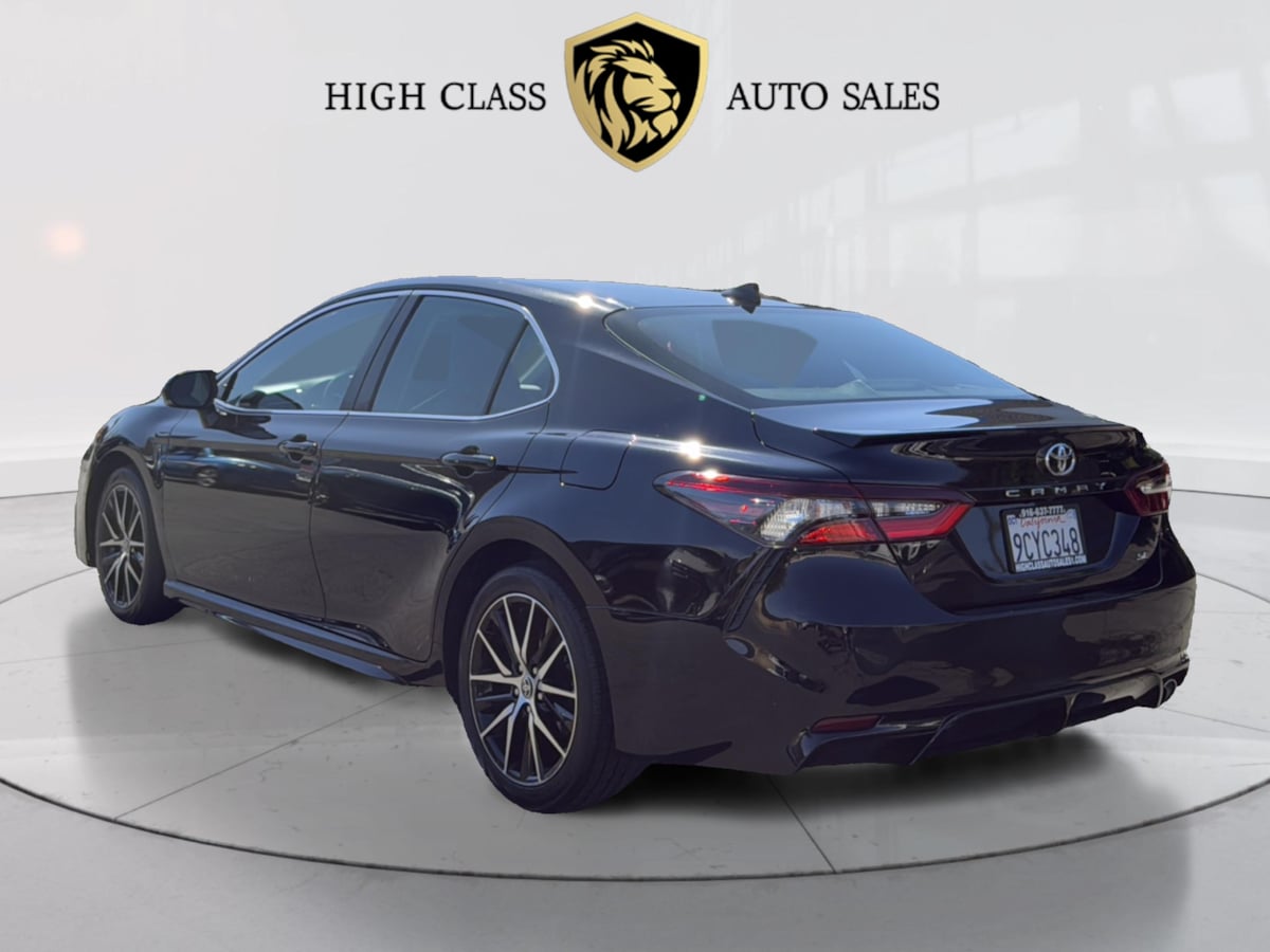 2023 Toyota Camry SE Image 15 of 52