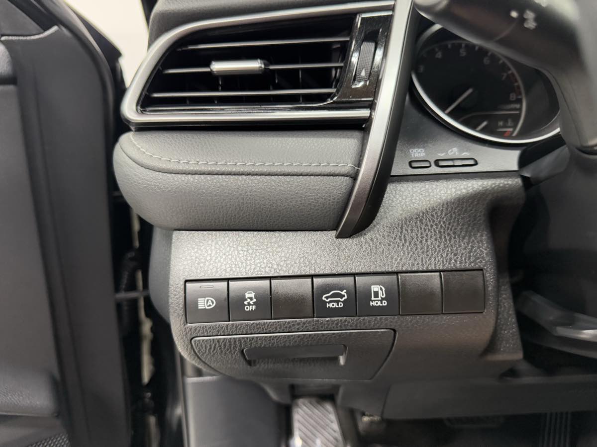 2023 Toyota Camry SE Image 48 of 52