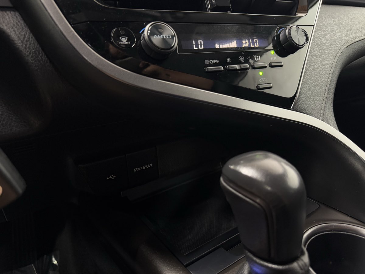 2023 Toyota Camry SE Image 42 of 52