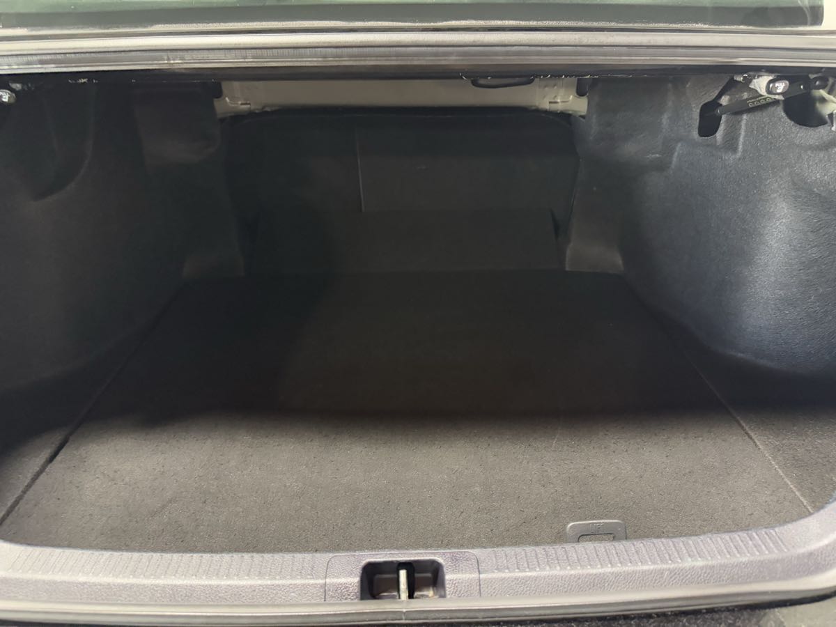 2023 Toyota Camry SE Image 21 of 52