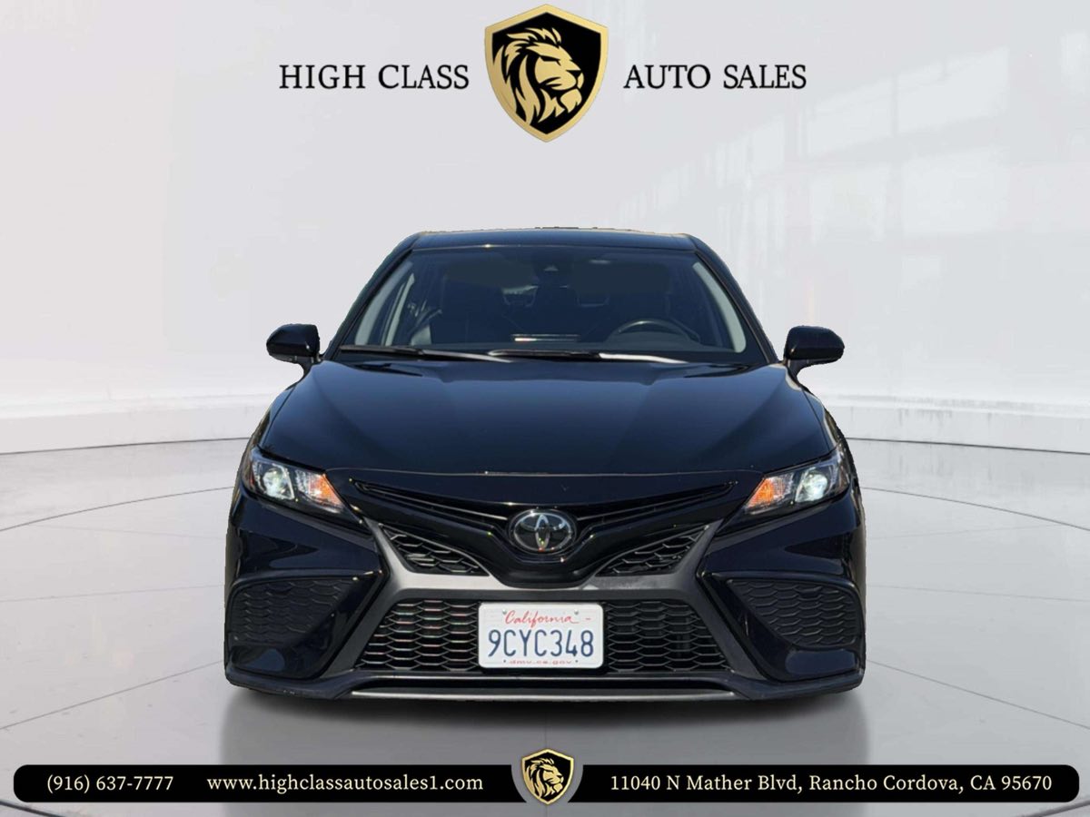 2023 Toyota Camry SE Image 4 of 52