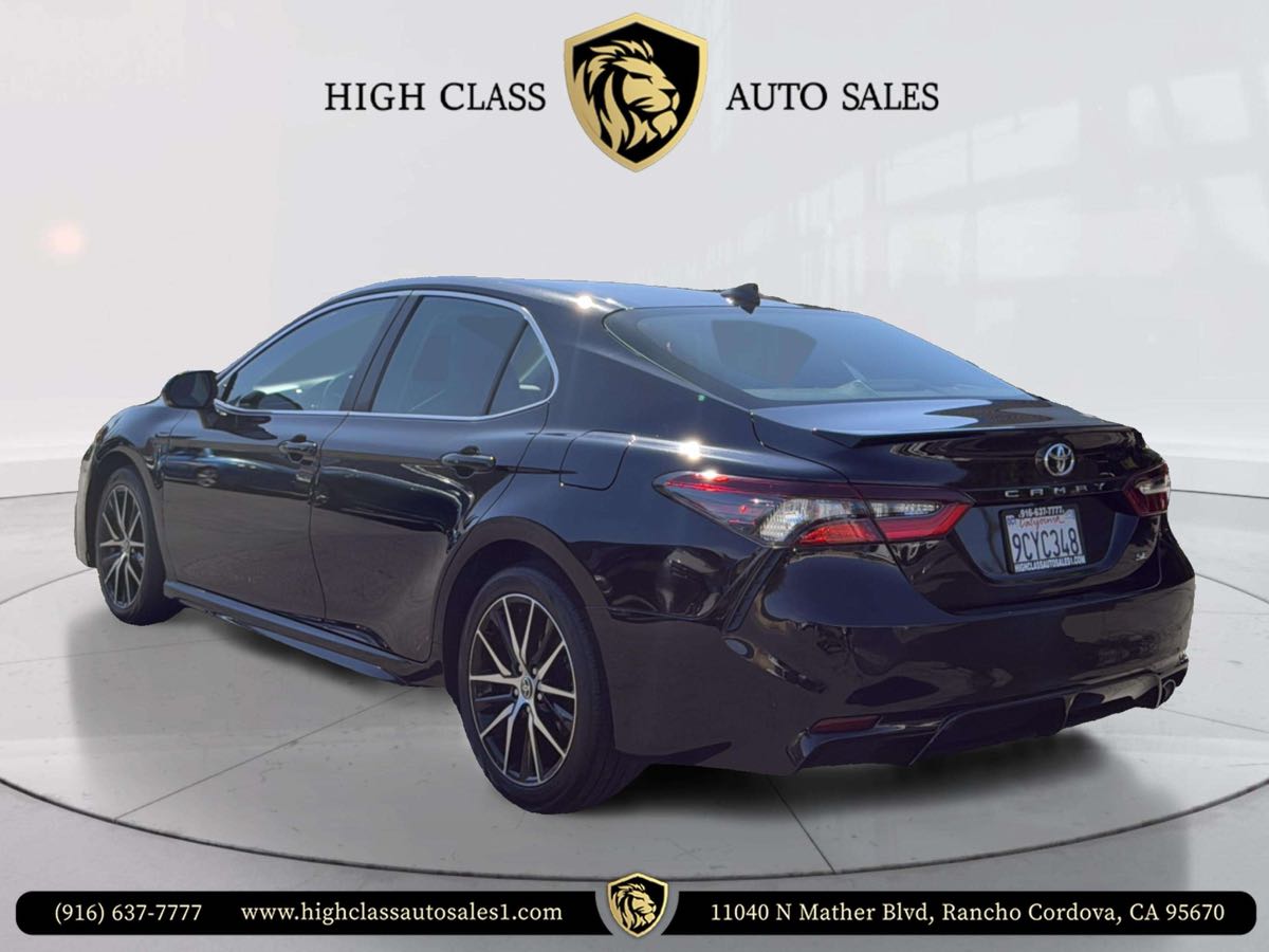 2023 Toyota Camry SE Image 14 of 52