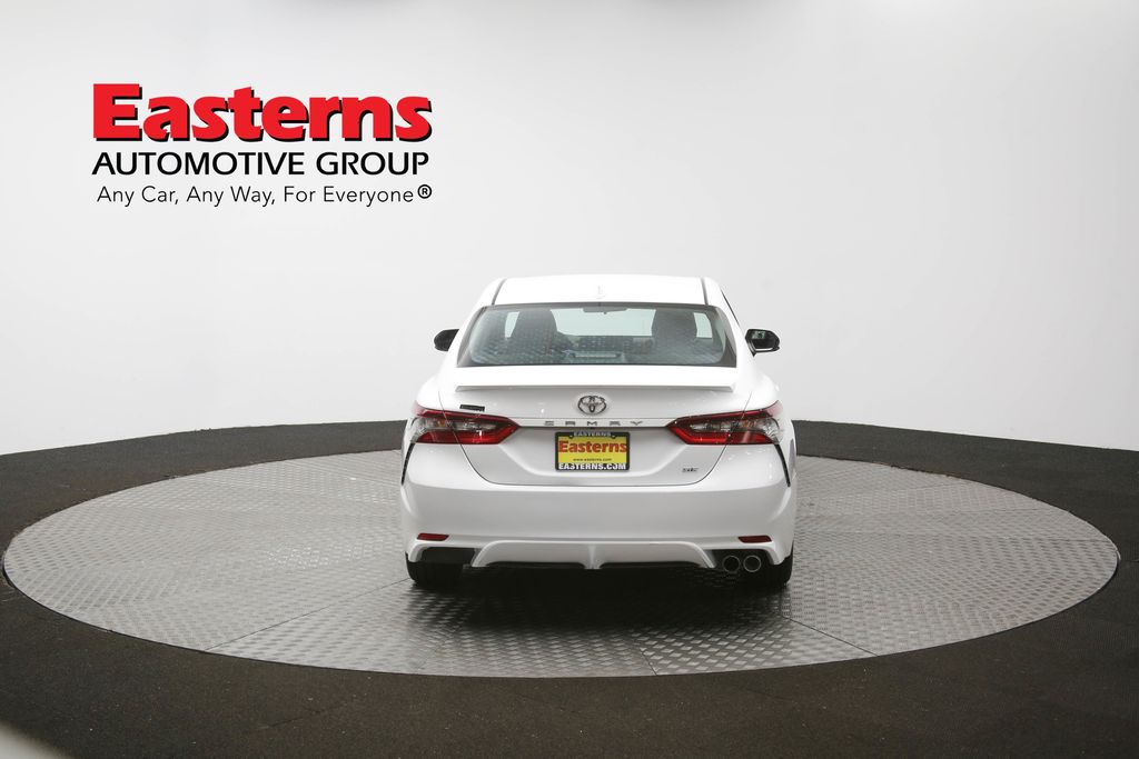 Vehicle image 29 of 61