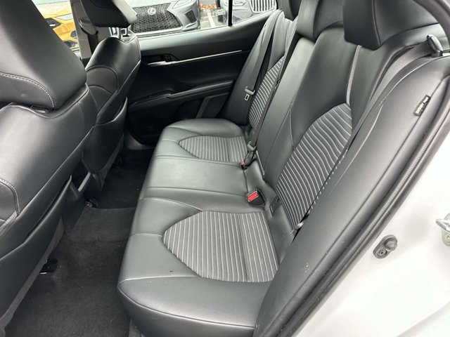 Vehicle image 19 of 37