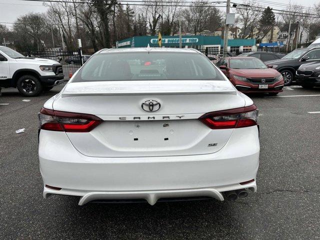 Vehicle image 5 of 37