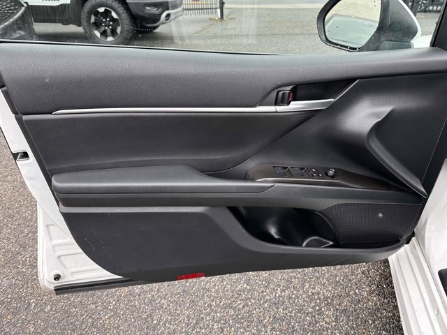 Vehicle image 12 of 37