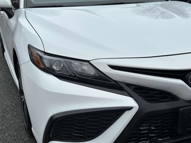 Vehicle image 9 of 37