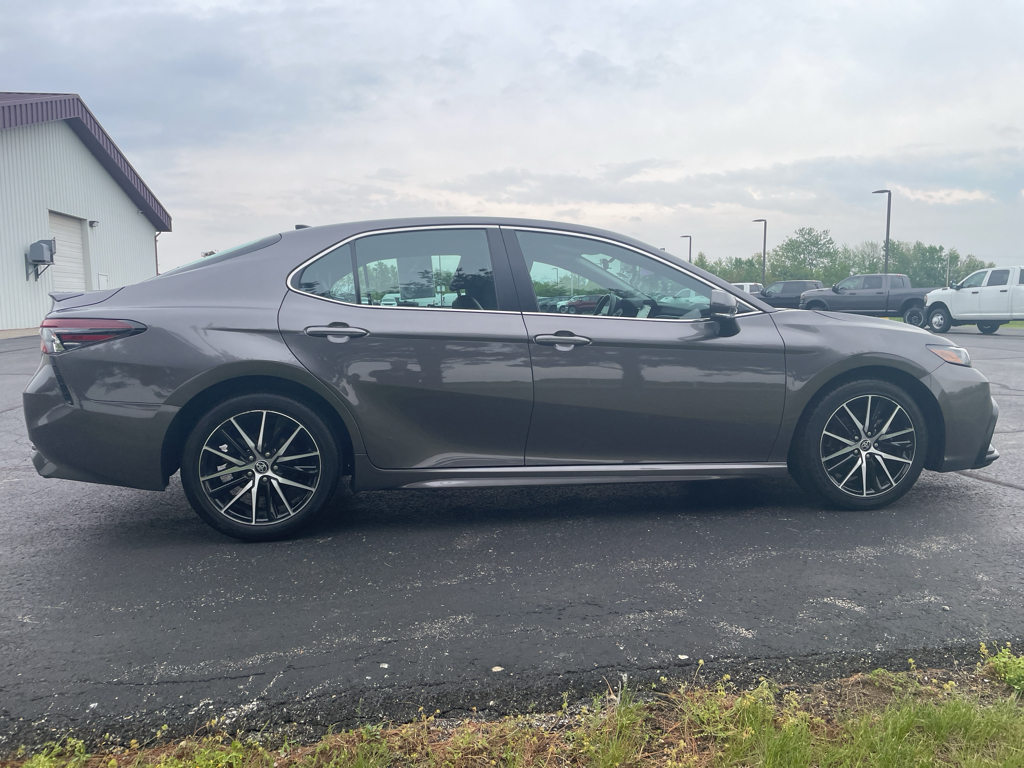 2023 Toyota Camry SE Image 5 of 25