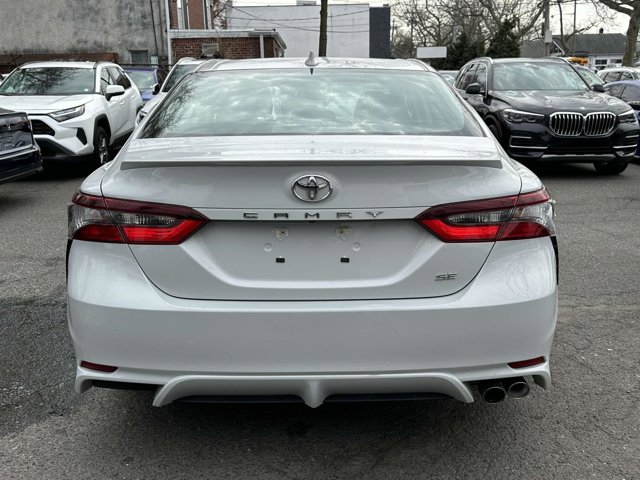 Vehicle image 5 of 37