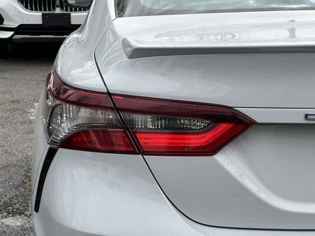 Vehicle image 11 of 37