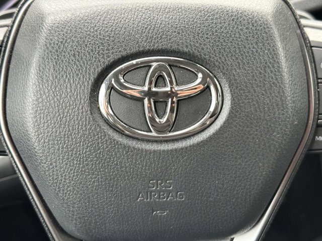 Vehicle image 22 of 37