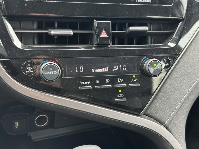 Vehicle image 26 of 37