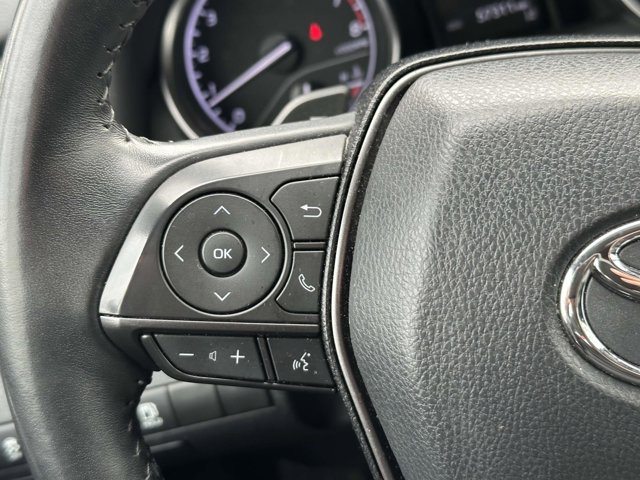 Vehicle image 23 of 37