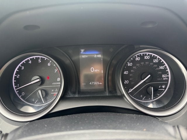 Vehicle image 22 of 42