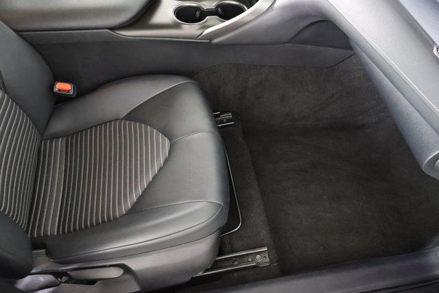 Vehicle image 7 of 29