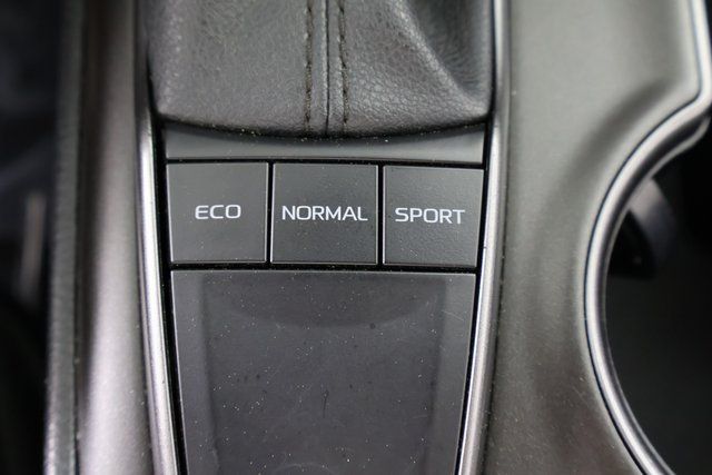 Vehicle image 25 of 29