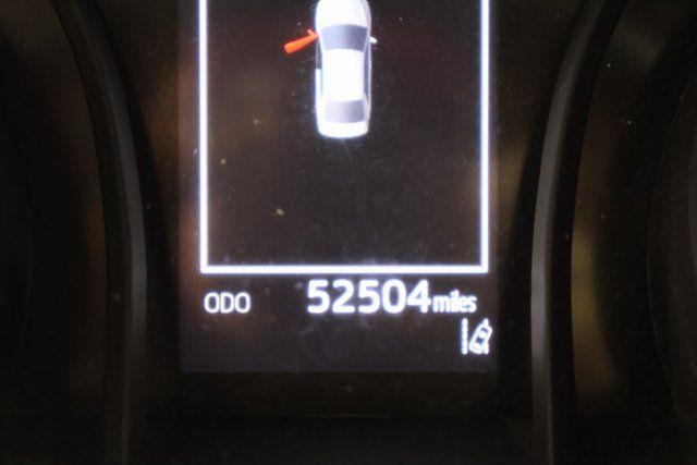 Vehicle image 27 of 29