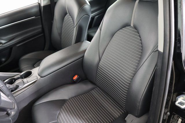 Vehicle image 15 of 29