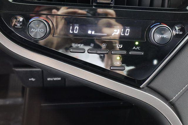 Vehicle image 24 of 29