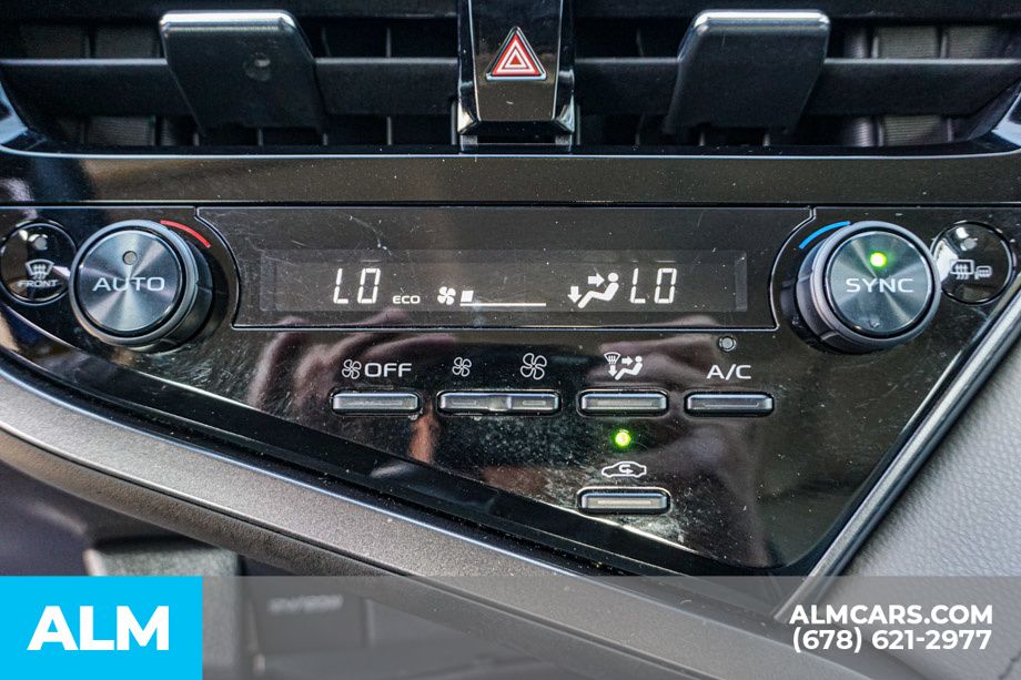 Vehicle image 40 of 73