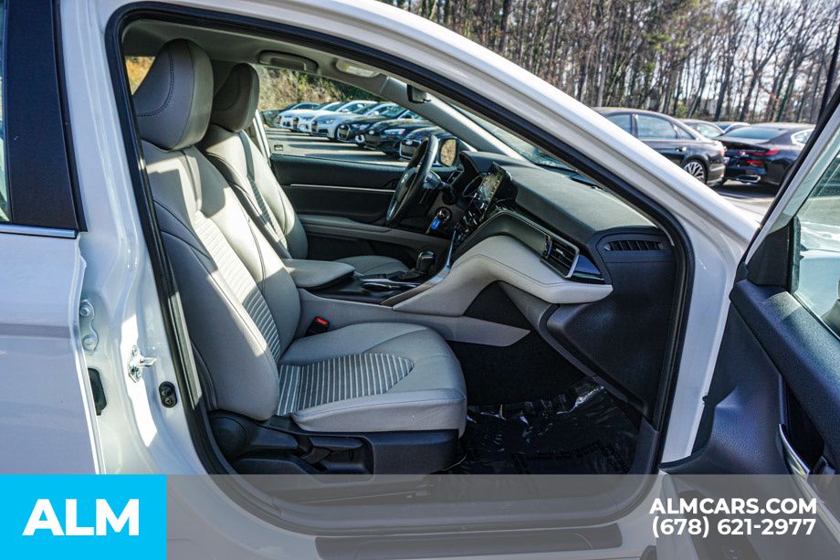 Vehicle image 23 of 73