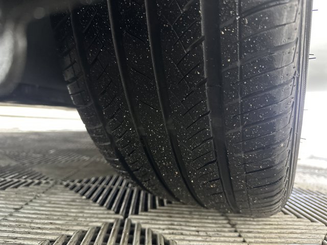 Vehicle image 12 of 30