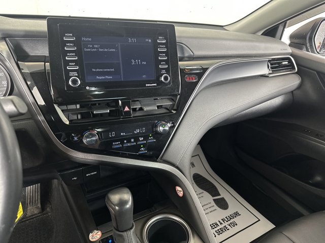 Vehicle image 7 of 30