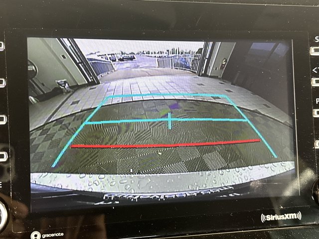 Vehicle image 19 of 30
