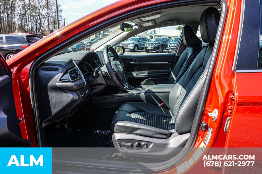 Vehicle image 21 of 74