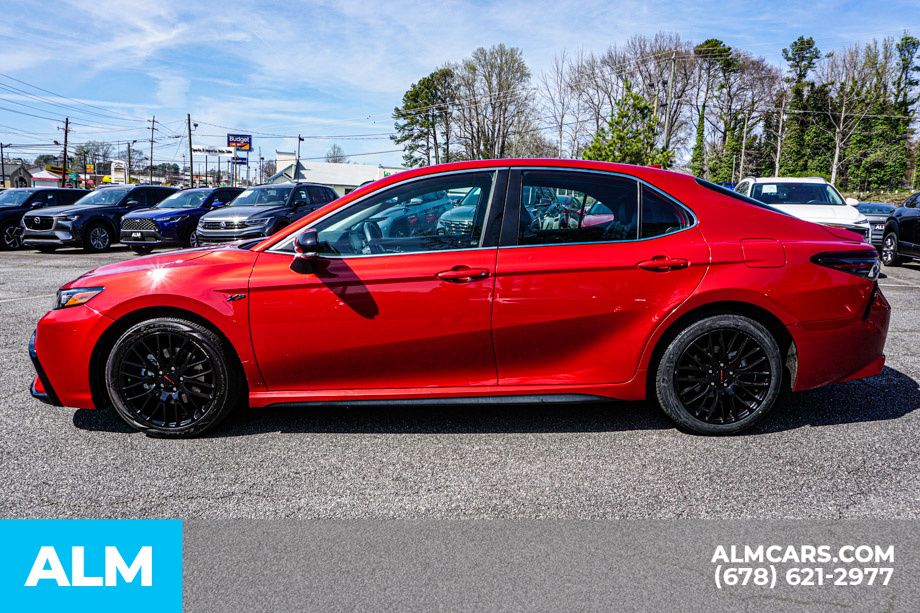 Vehicle image 11 of 74