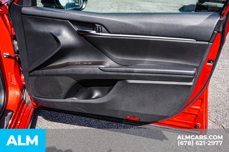Vehicle image 51 of 74