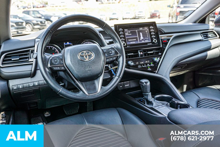 Vehicle image 27 of 74