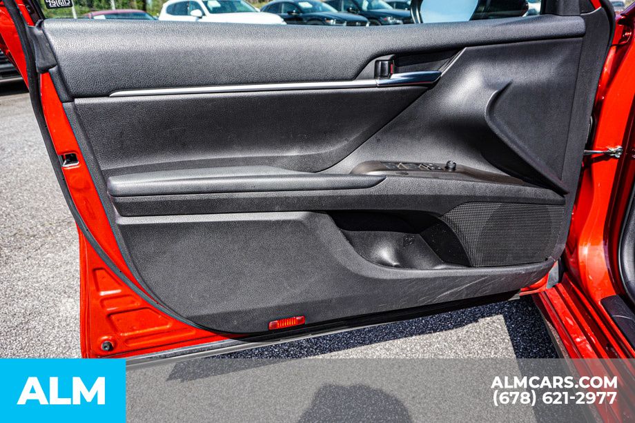 Vehicle image 46 of 74