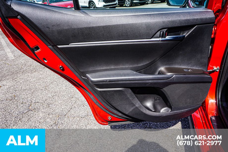 Vehicle image 49 of 74