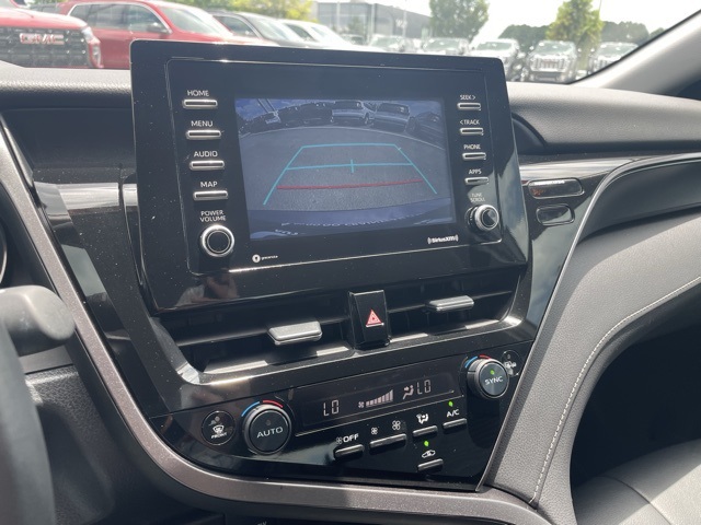 Vehicle image 20 of 27