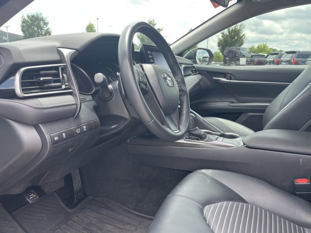 Vehicle image 26 of 27