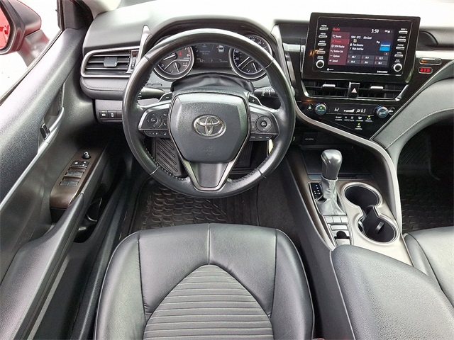 Vehicle image 12 of 30