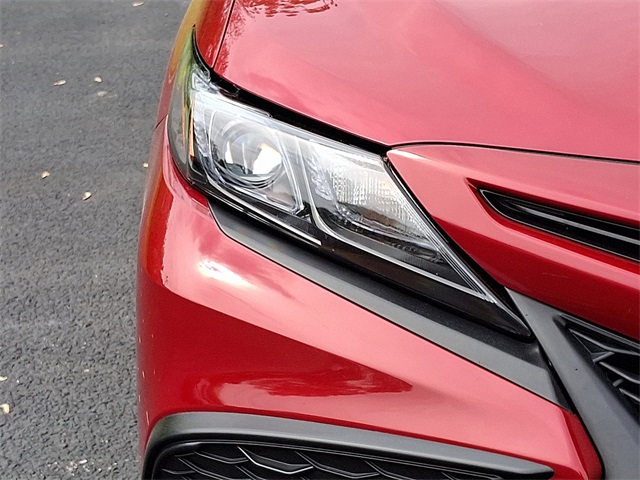Vehicle image 10 of 30