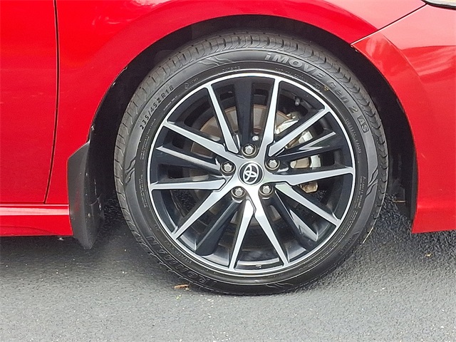 Vehicle image 9 of 30