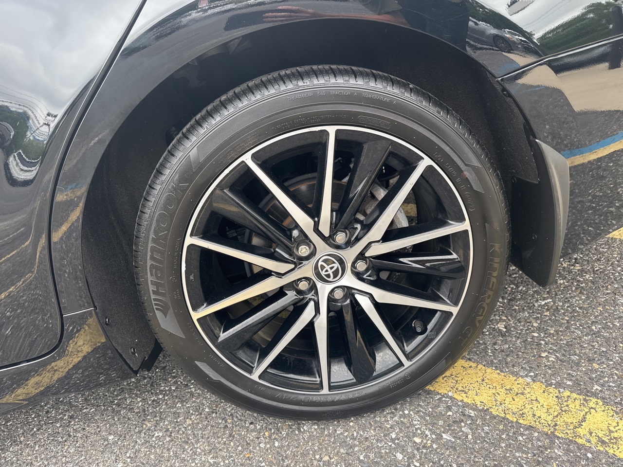 Vehicle image 6 of 16