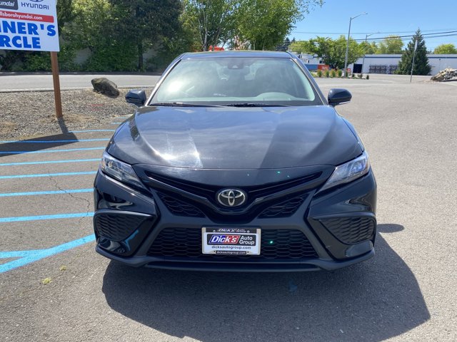 Vehicle image 2 of 25