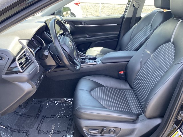 Vehicle image 11 of 25