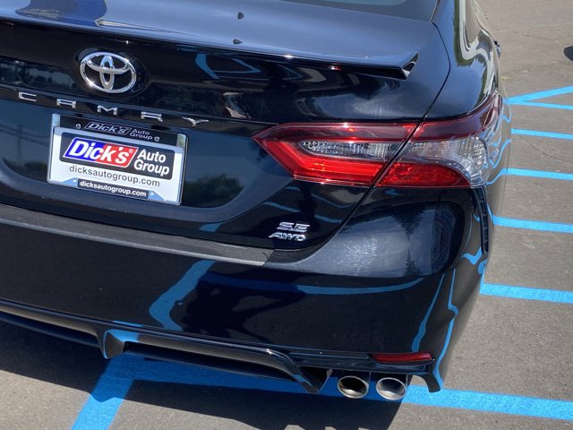 Vehicle image 9 of 25