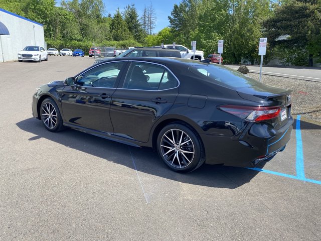 Vehicle image 7 of 25
