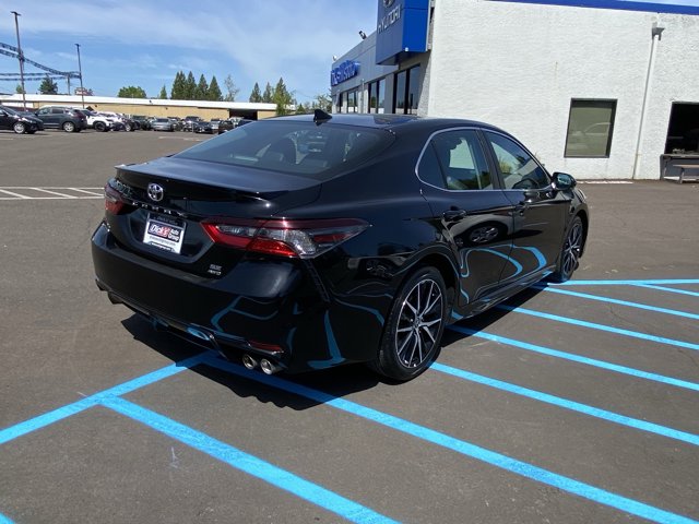 Vehicle image 5 of 25