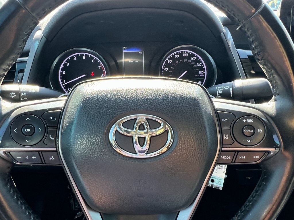 Vehicle image 23 of 29