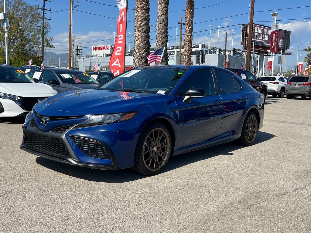 Vehicle image 2 of 29